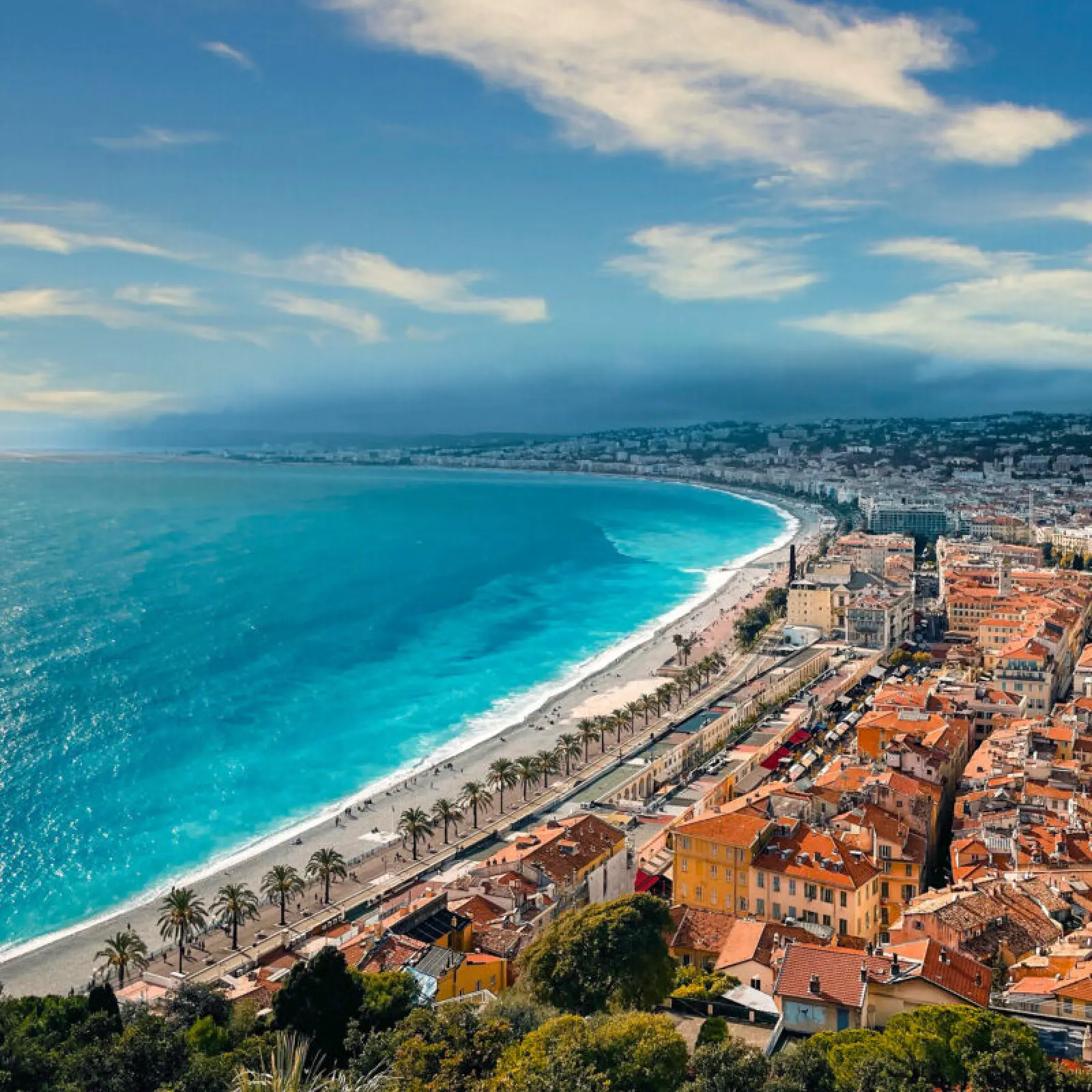 De baai van Nice aan de Côte d'Azur